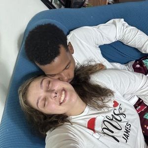 Meet your Posher, Jj